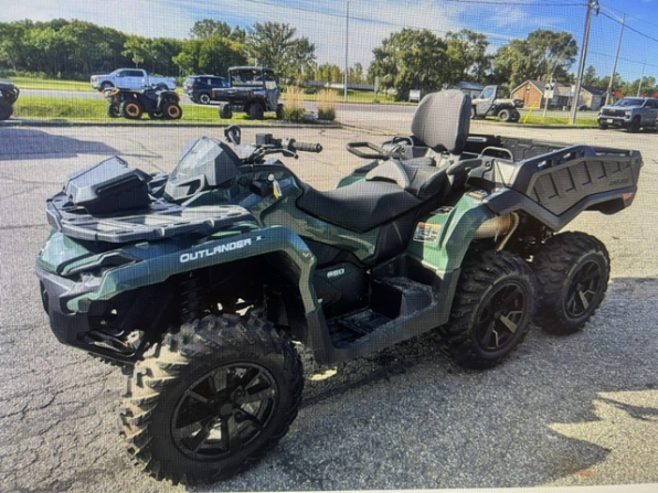 2024 CAN AM OUTLANDER 6X6 ONLY 65K