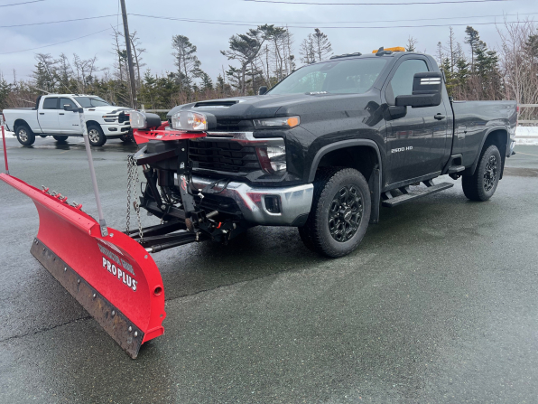 2024 CHEVROLET SILVERADO 2500 LT REG W BLADE 19K