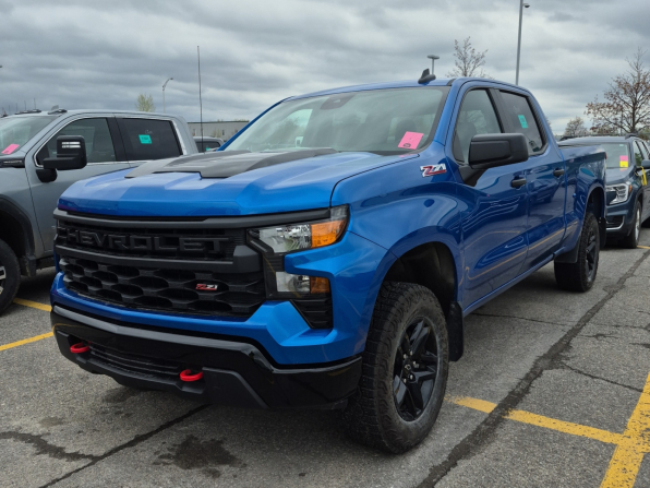 2024 CHEVROLET SILVERADO CREW CAB TRAIL BOSS 5.3 14000K 6.5 BED